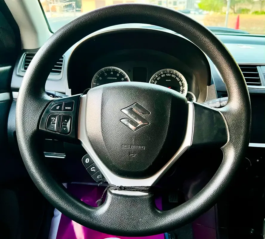 Suzuki Swift 1.2 CVT 2WD (90 hp) - 11