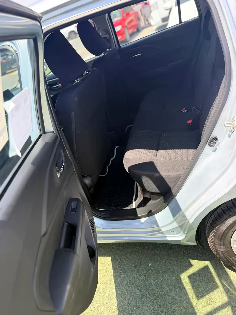 Suzuki Swift 1.2 CVT (82 حصان) - 10