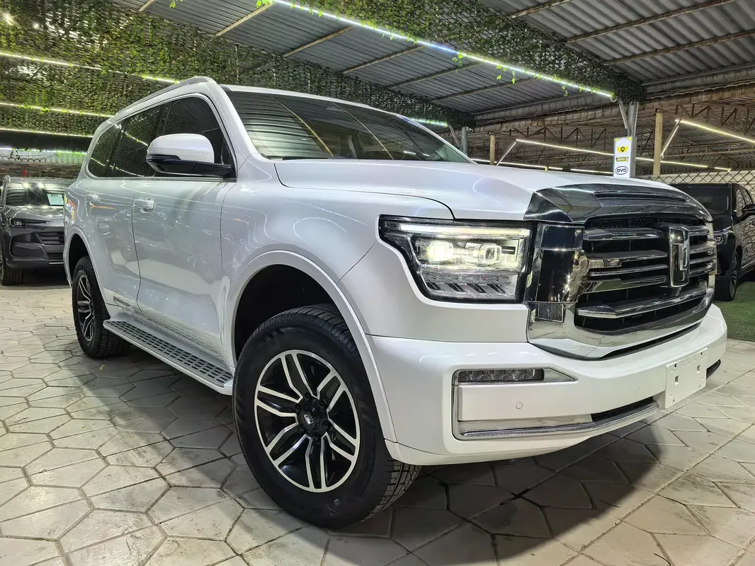 Tank 500 3.0 AT AWD (360 hp)