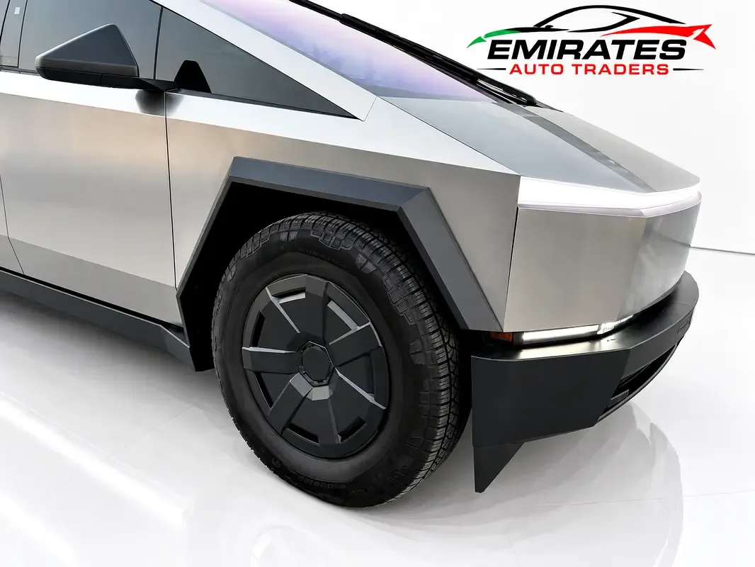 Tesla Cybertruck AT 4WD (845 حصان) - 4