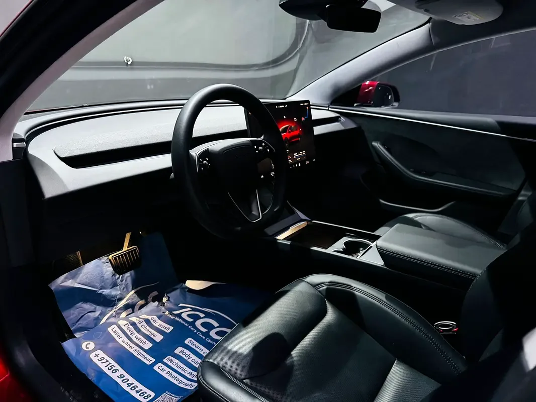 Tesla Model 3 AT (264 حصان) - 9