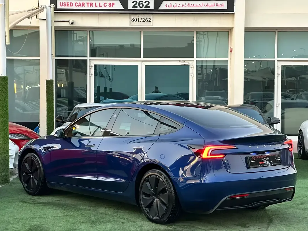 Tesla Model 3 AT (264 hp) - 5