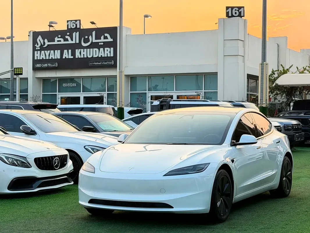 Tesla Model 3 AT (264 hp)