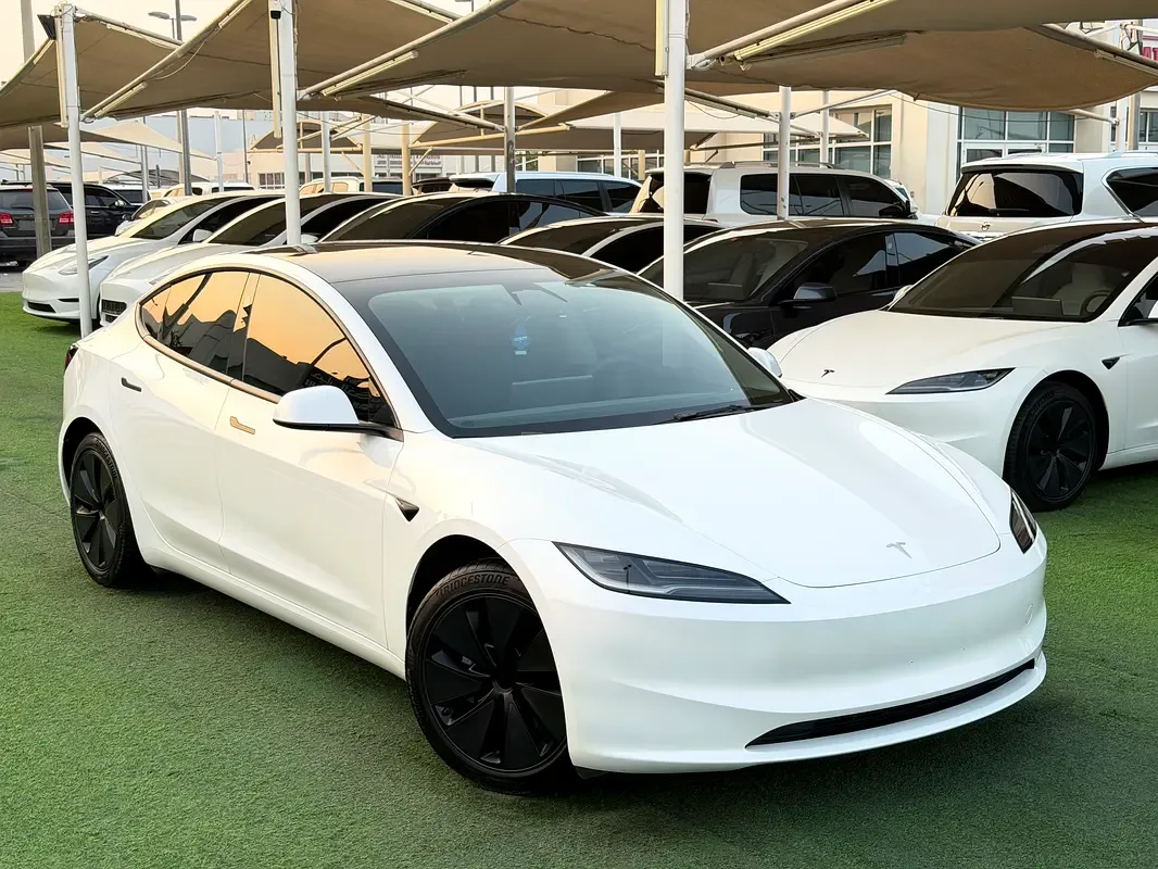 Tesla Model 3 AT (264 hp) - 2