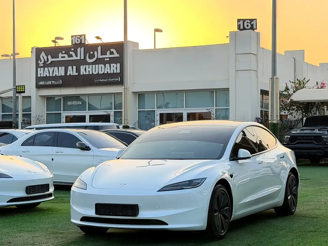 Tesla Model 3 AT (264 hp) - 3
