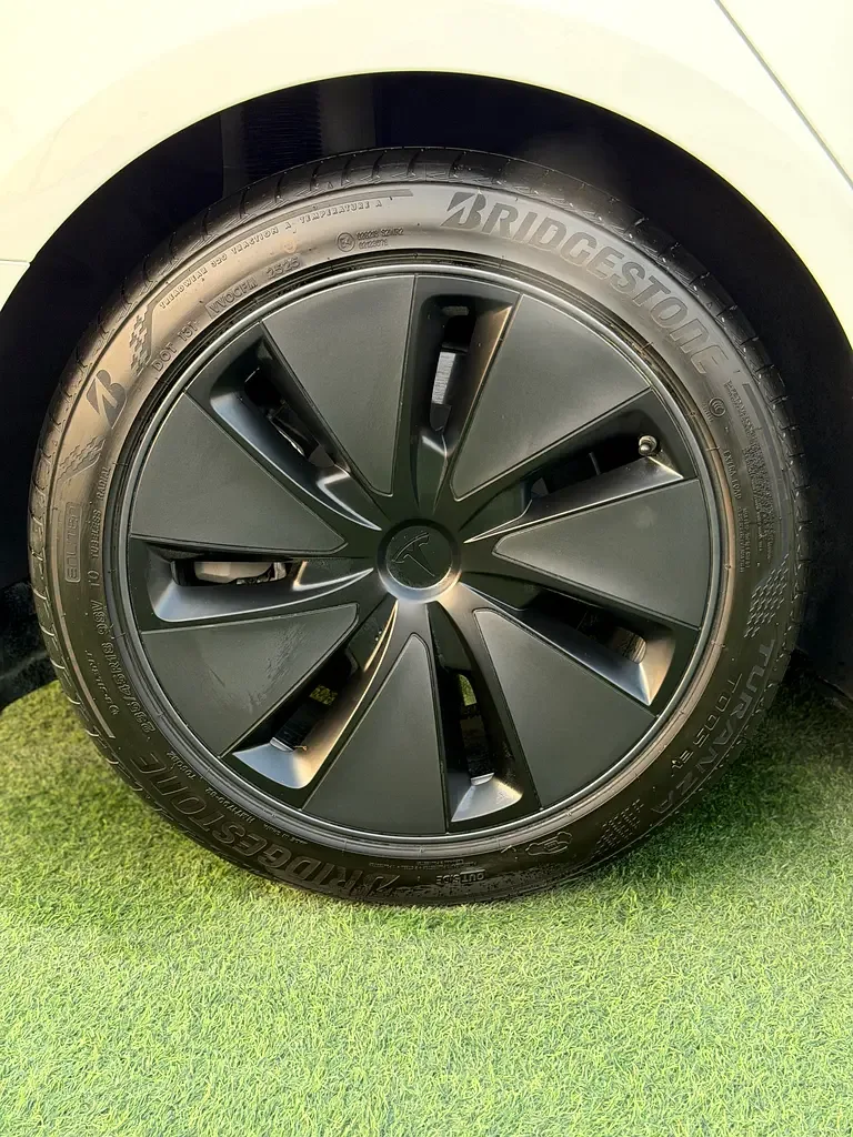 Tesla Model 3 AT (264 hp) - 7