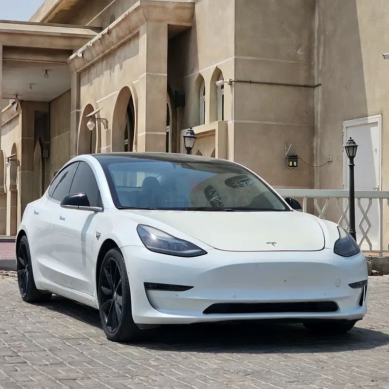 Tesla Model 3 AT (341 kW) 4WD