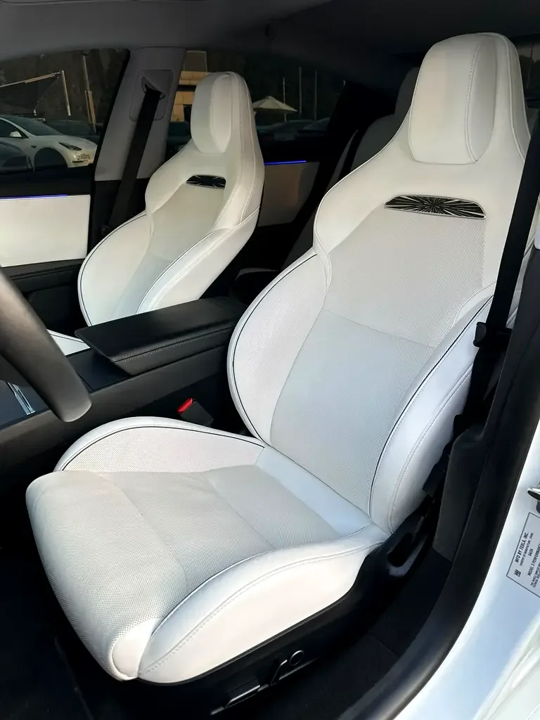 Tesla Model 3 AT 4WD (450 حصان) - 7
