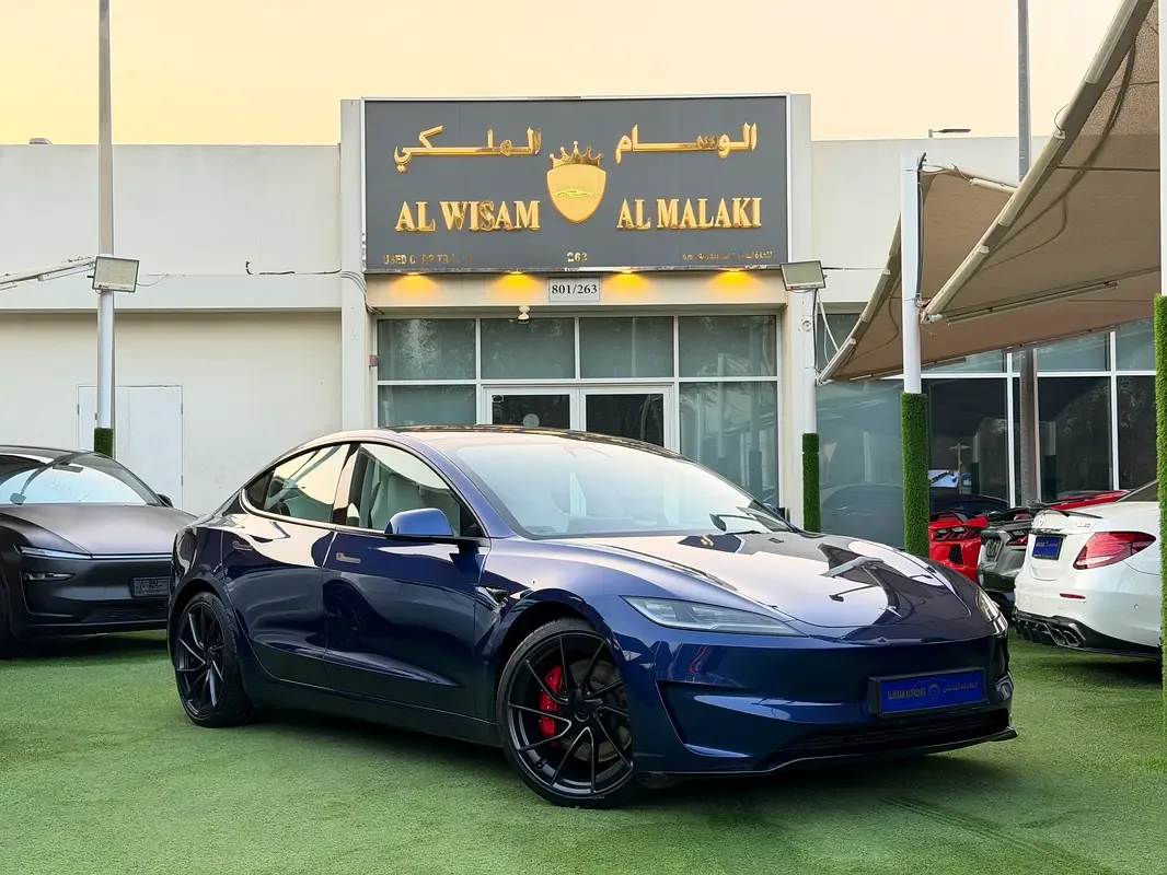 Tesla Model 3 AT 4WD (510 hp)