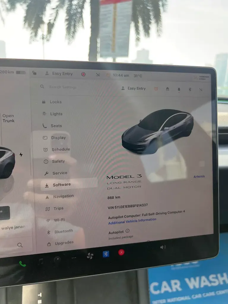 Tesla Model 3 AT RWD (306 hp) - 10