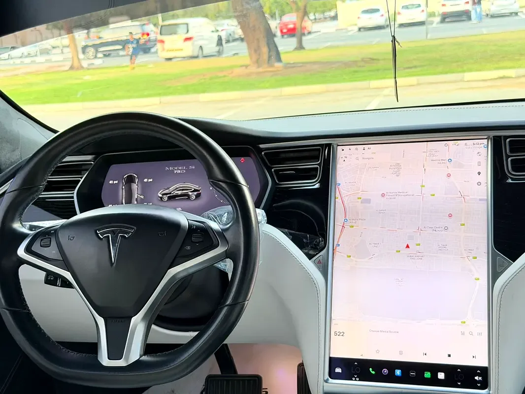 Tesla Model S 75 (320 حصان) - 2