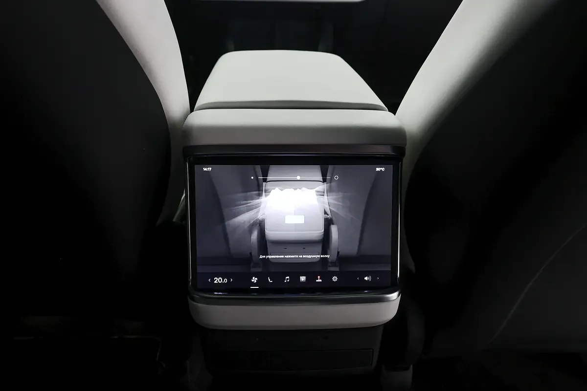 Tesla Model X AT 4WD (1020 حصان) - 15