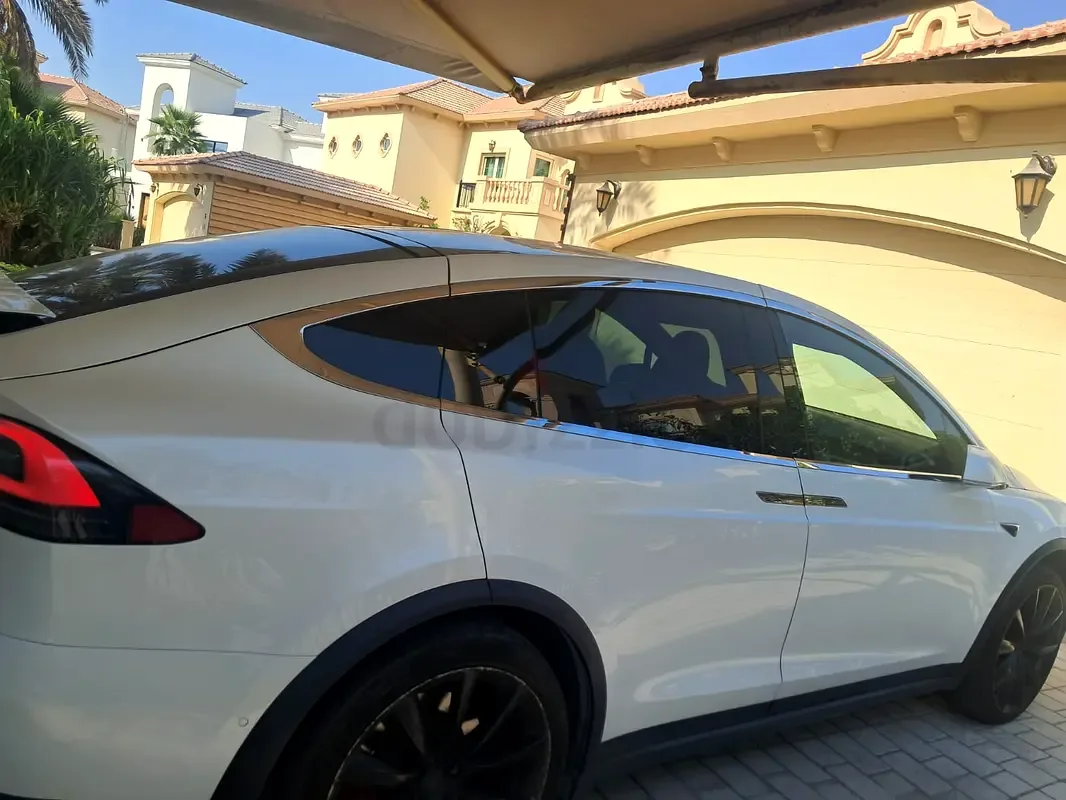 Tesla Model X AT 4WD (562 hp) - 3