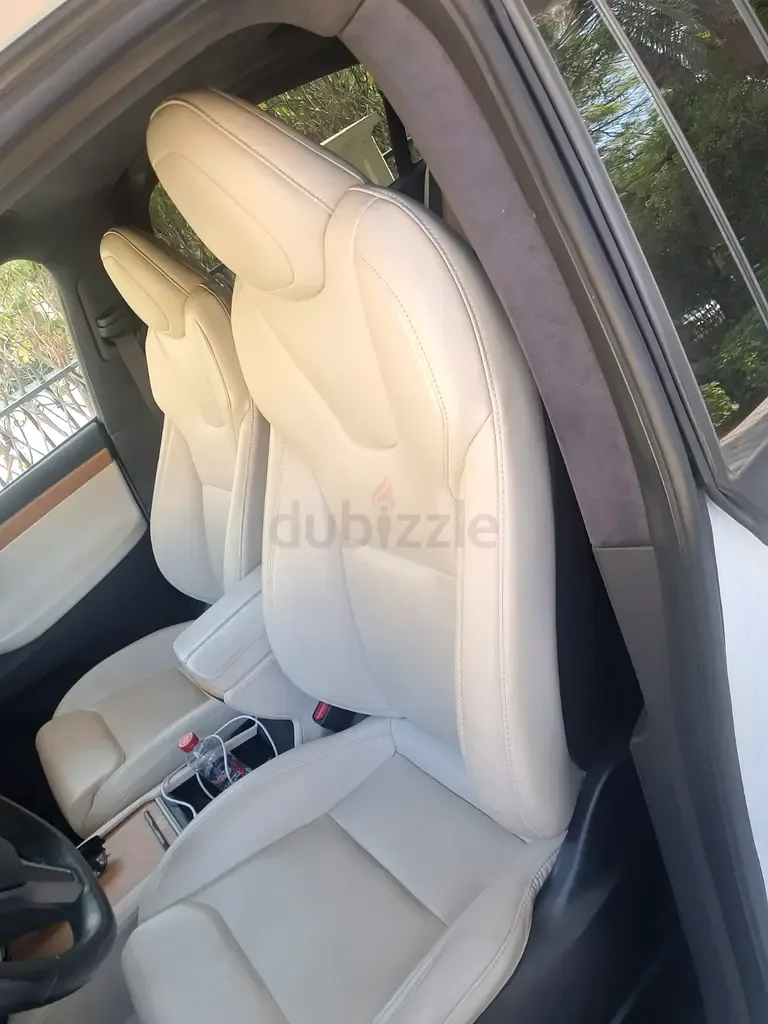 Tesla Model X AT 4WD (562 hp) - 7