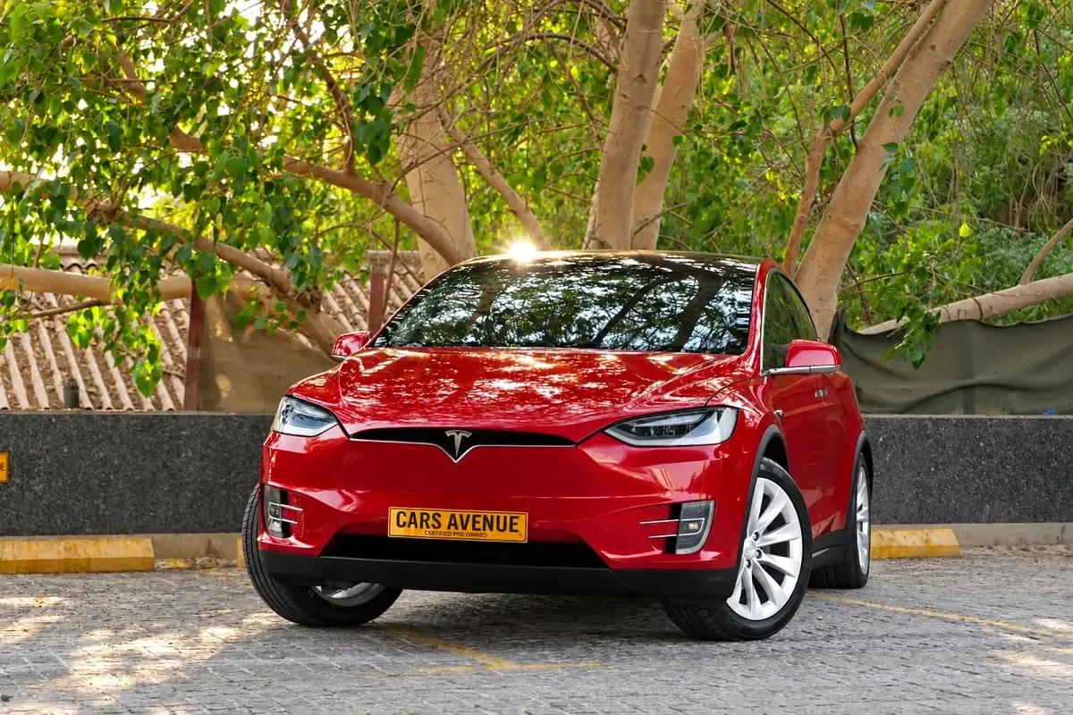 Tesla Model X AT 4WD (562 حصان) - 4
