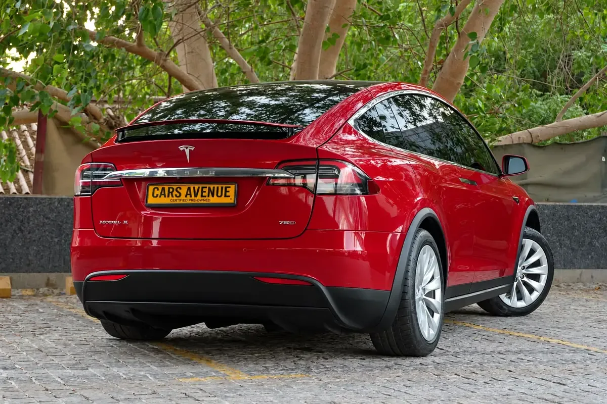 Tesla Model X AT 4WD (562 حصان) - 5