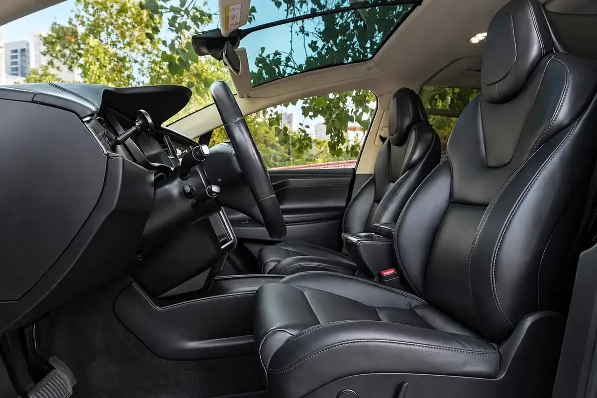 Tesla Model X AT 4WD (562 حصان) - 8