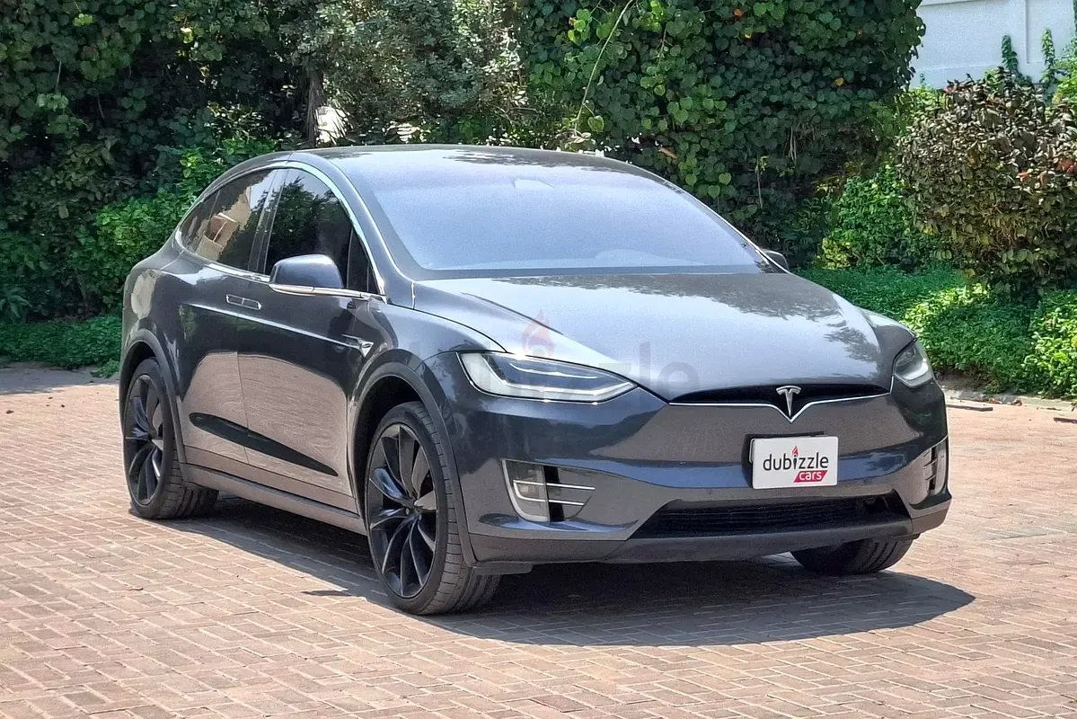 Tesla Model X AT 4WD (670 hp)