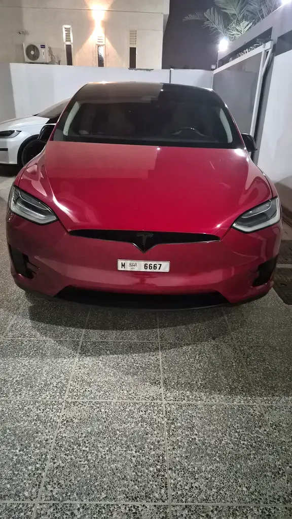 Tesla Model X AT 4WD (762 hp)