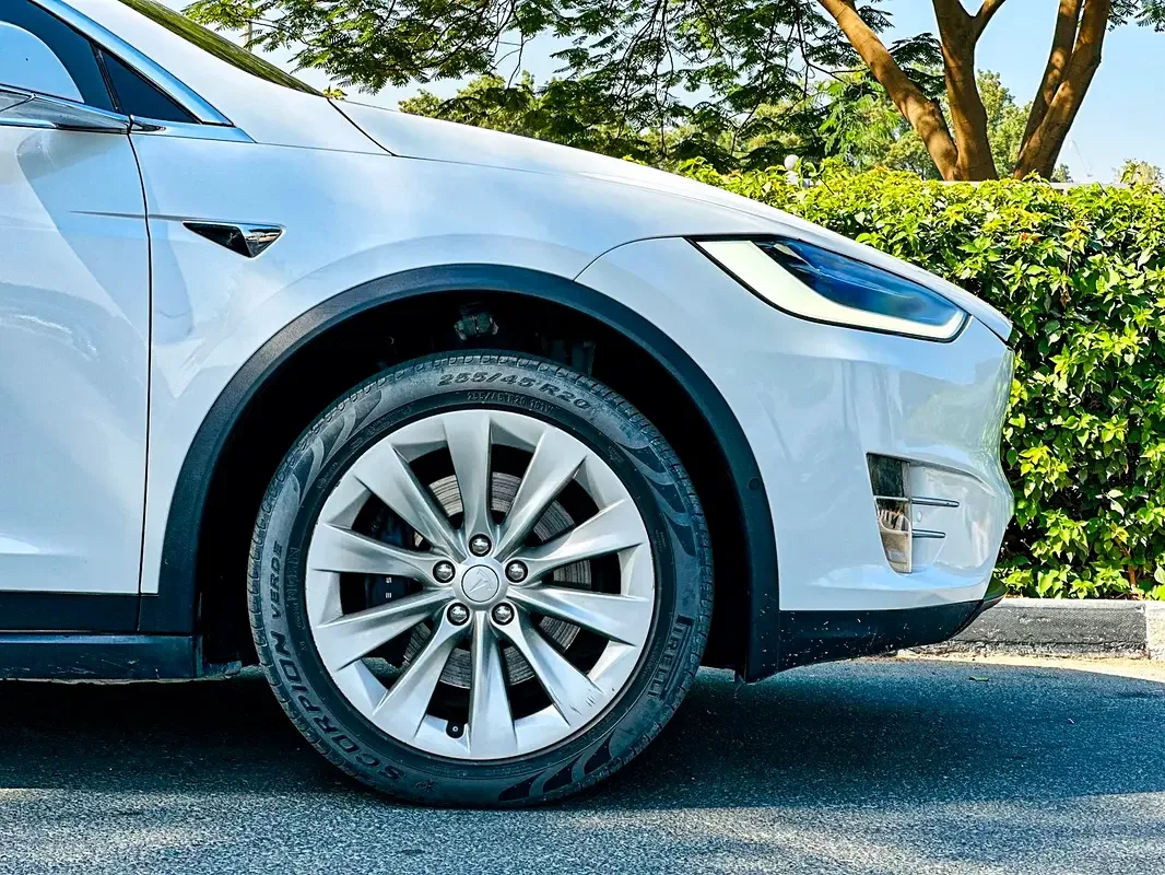 Tesla Model X E AT AWD (762 حصان) - 6