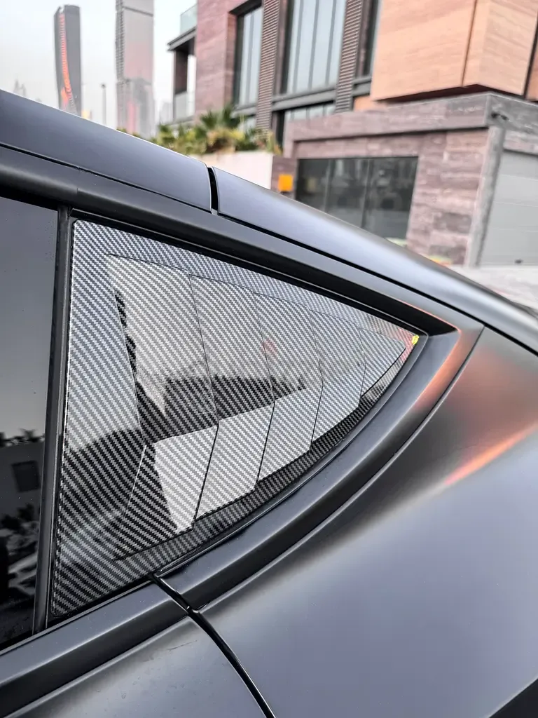 Tesla Model Y AT (271 حصان) - 4