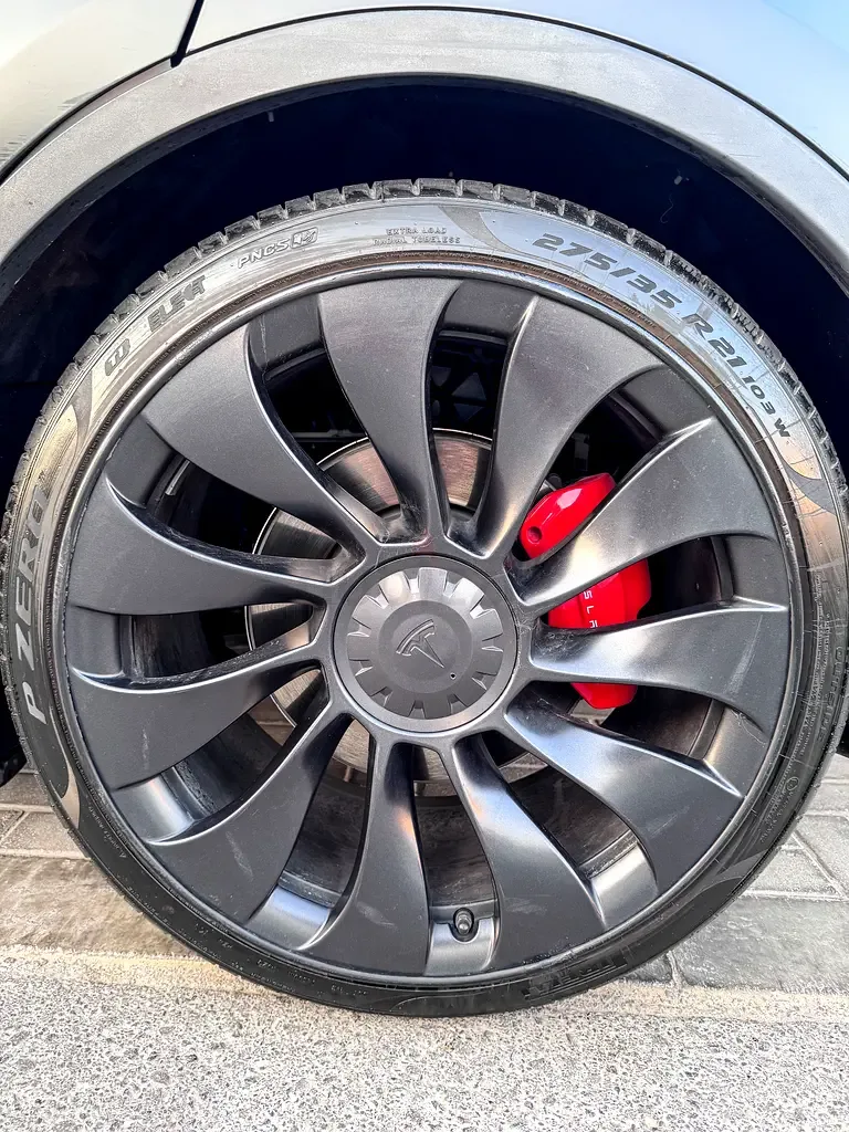 Tesla Model Y AT (271 حصان) - 7