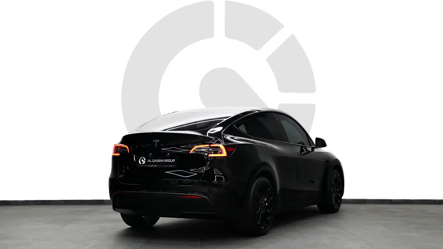 Tesla Model Y AT (299 حصان) - 6