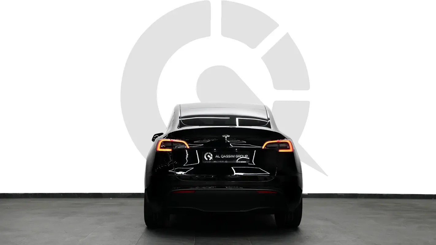 Tesla Model Y AT (299 حصان) - 5