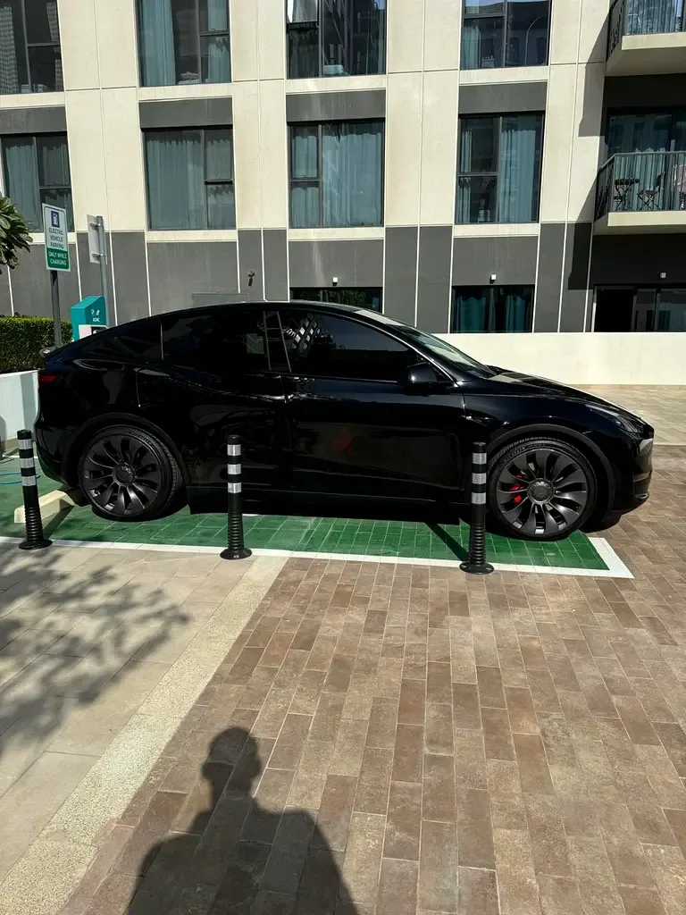 Tesla Model Y AT (299 حصان) - 3