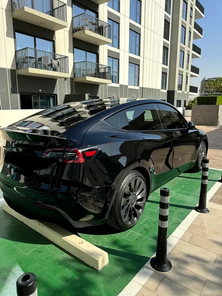 Tesla Model Y AT (299 حصان) - 5