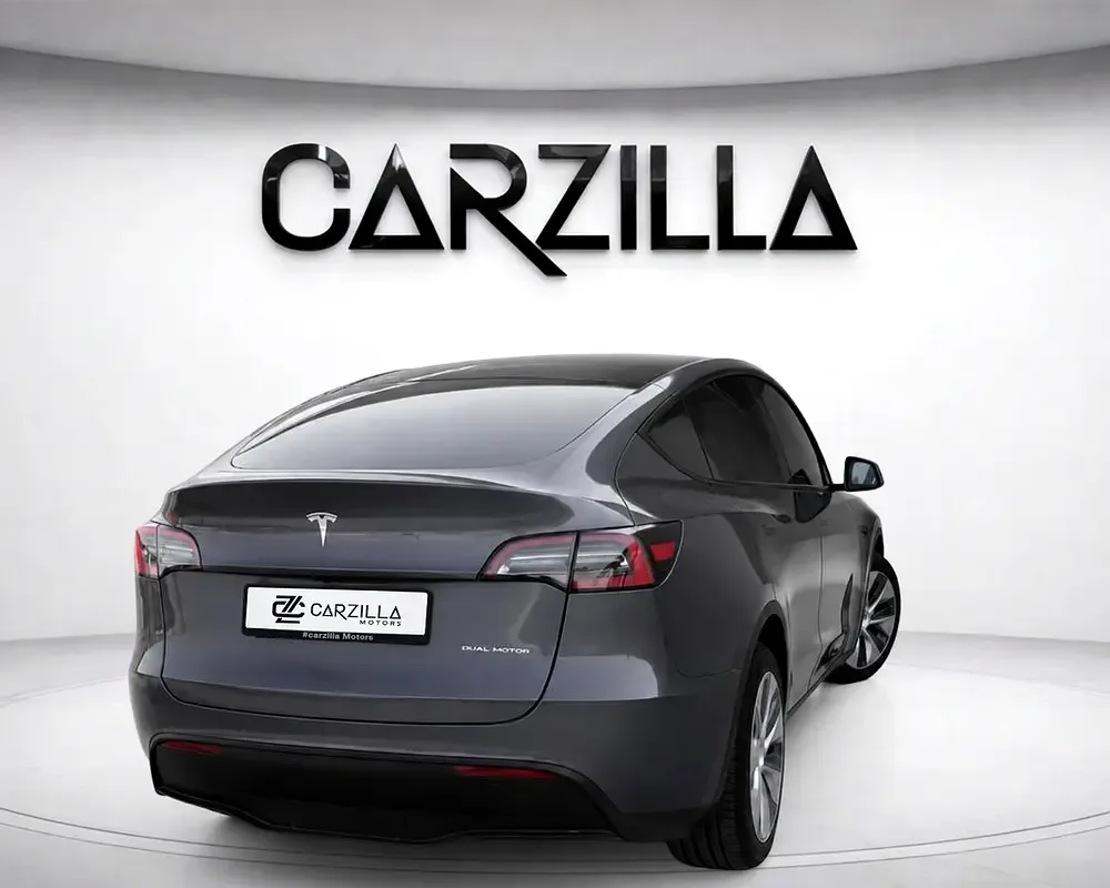 Tesla Model Y AT 4WD (345 حصان) - 2