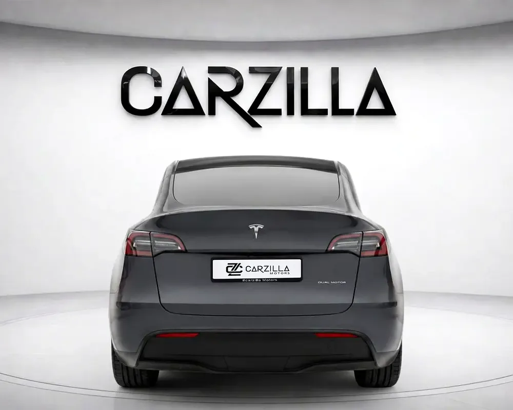 Tesla Model Y AT 4WD (345 حصان) - 4