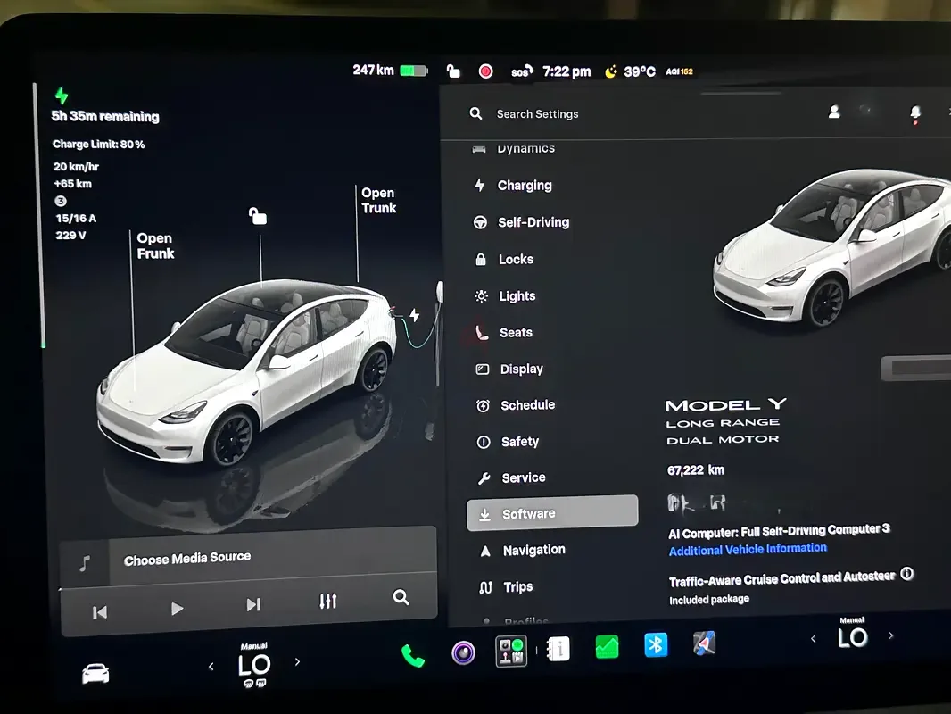 Tesla Model Y AT 4WD (345 حصان) - 9
