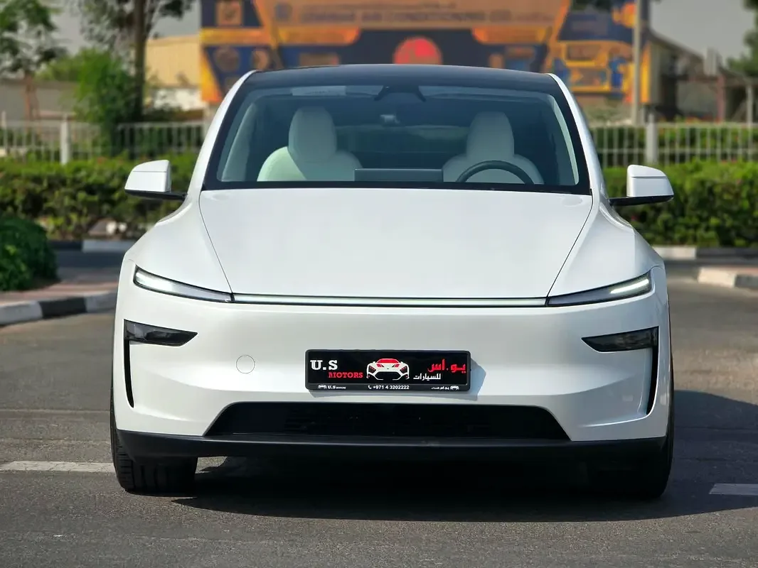 Tesla Model Y AT 4WD (345 حصان)