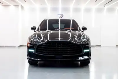 Aston Martin DBX