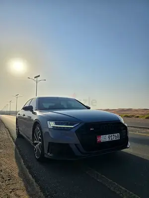 Audi S8