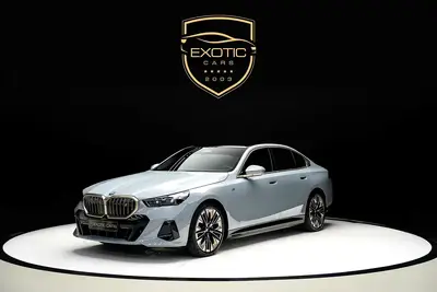 BMW i5