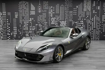 Ferrari 812