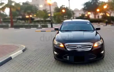 Ford Taurus