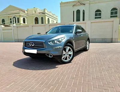 Infiniti QX70