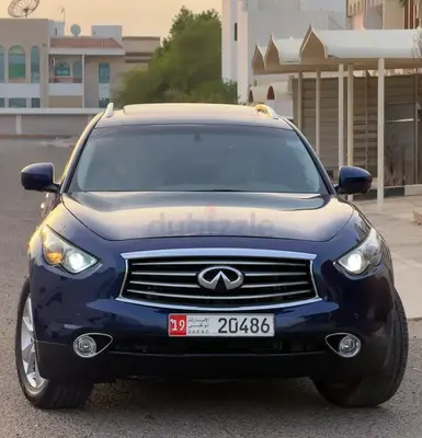 Infiniti QX70