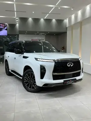 Infiniti QX80