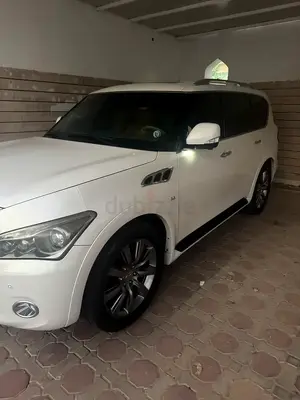 Infiniti QX80