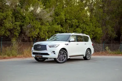 Infiniti QX80