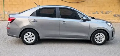 Kia Pegas
