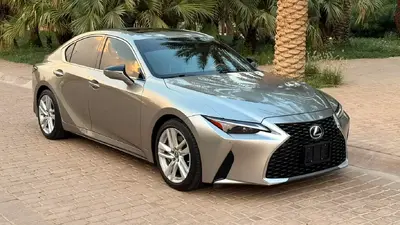 Lexus IS