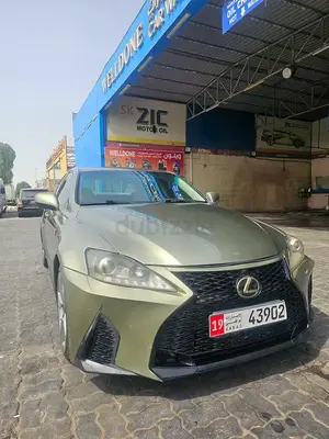 Lexus IS