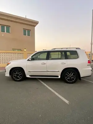 Lexus LX