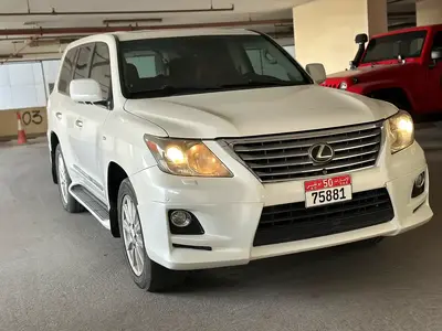 Lexus LX