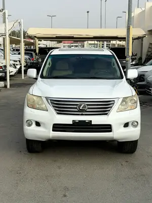 Lexus LX